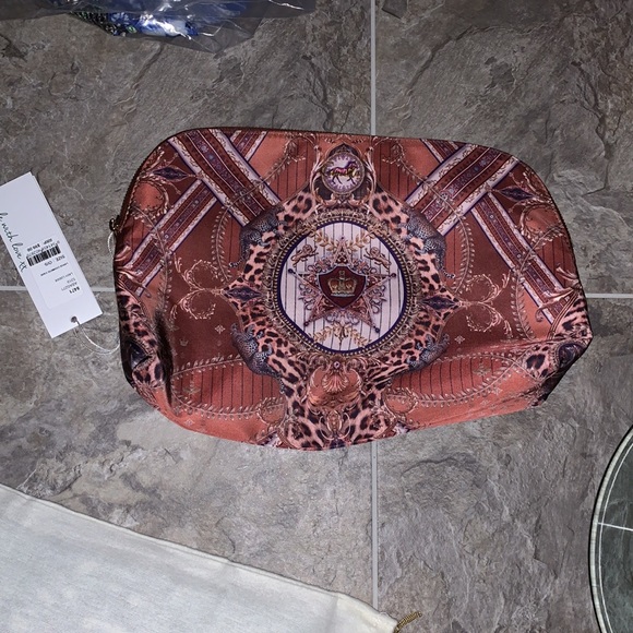 CAMILLA *Lady Lodge* large animal print makeup travel bag pouch - Picture 4 of 4